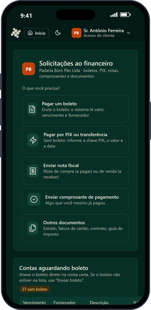Celular com a tela de envio de boleto, PIX e notas ao financeiro